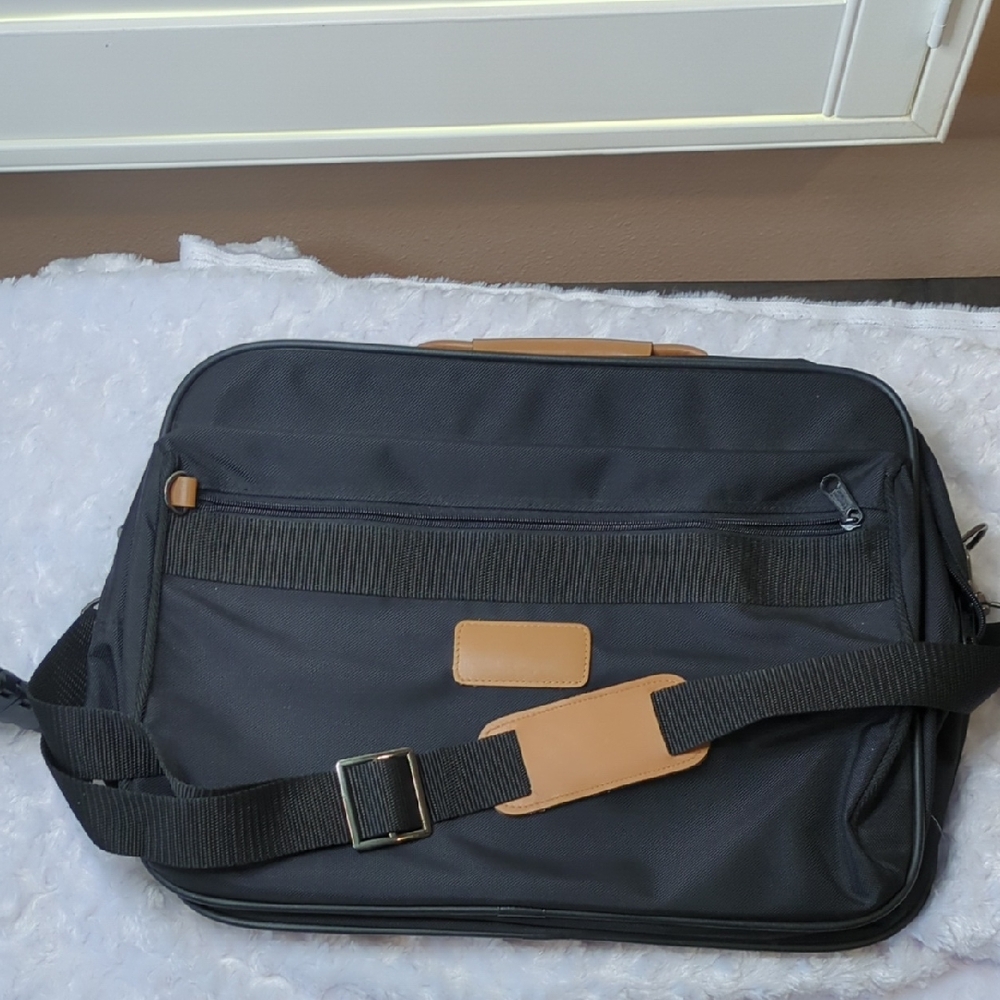 American Tourister Carryon Bag - Sample